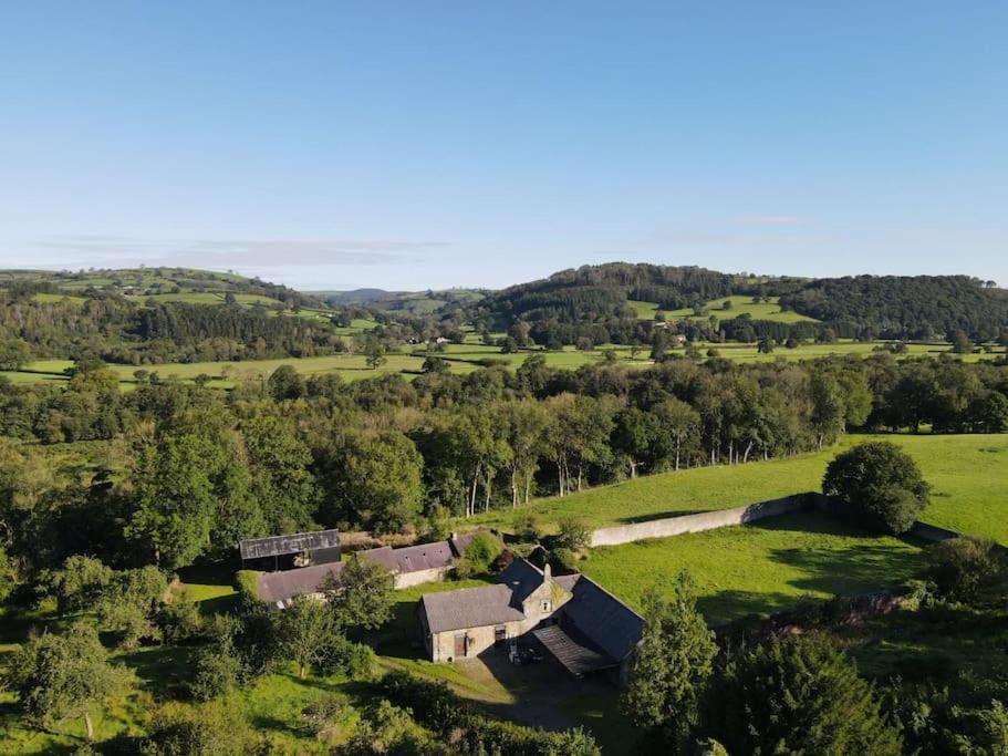Apartamento Tranquil Getaway Near Brecon Beacons Llandovery Exterior foto