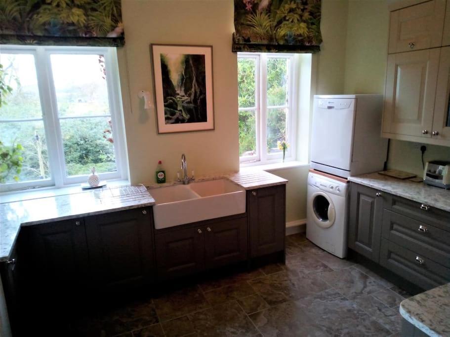 Apartamento Tranquil Getaway Near Brecon Beacons Llandovery Exterior foto